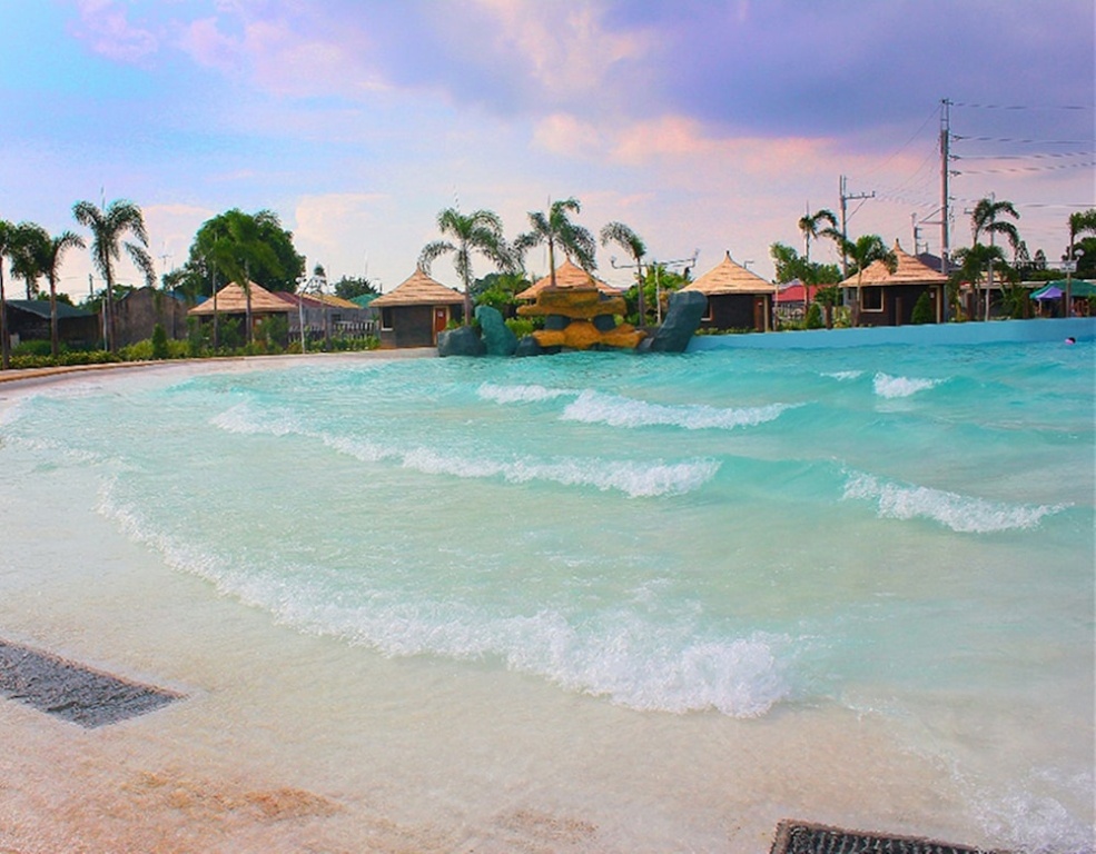 Beach & Waterfront