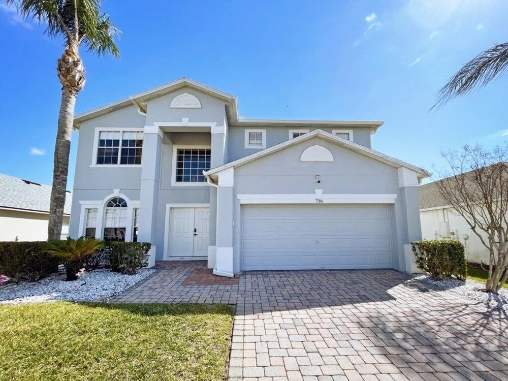 Paradise Point 4 Bedroom Home by RedAwning
