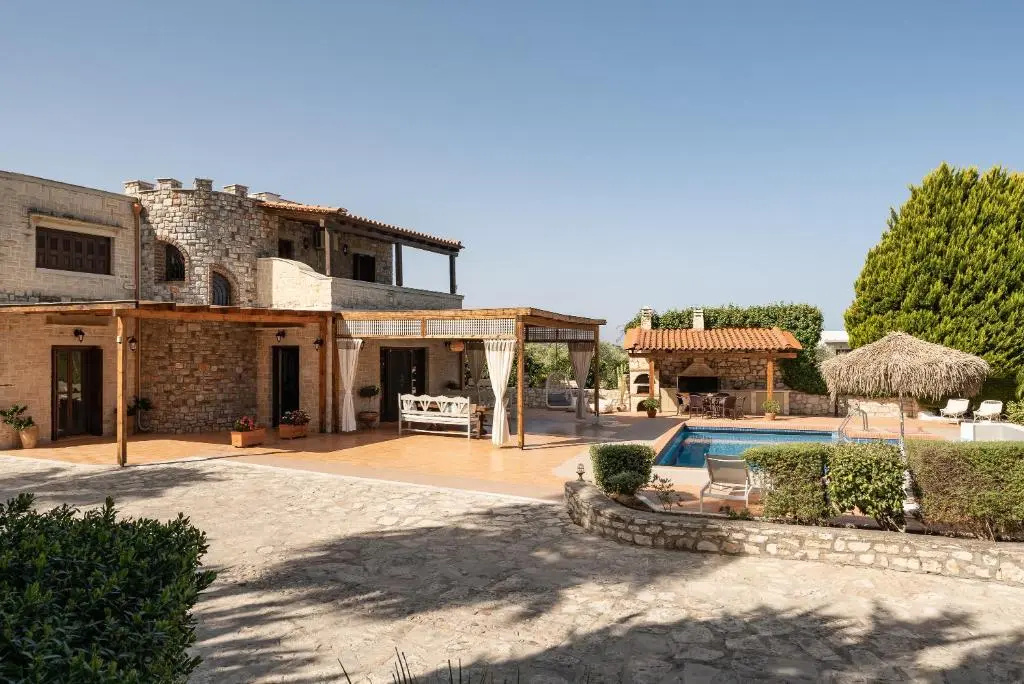 Agnes Villa, unrivalled living, By ThinkVilla