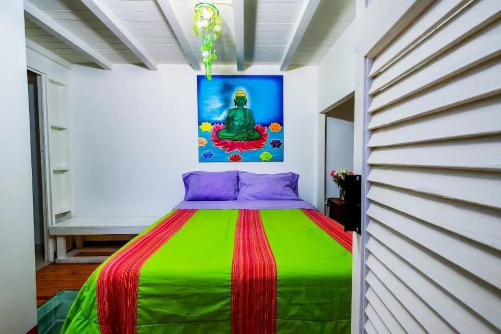 Economy room