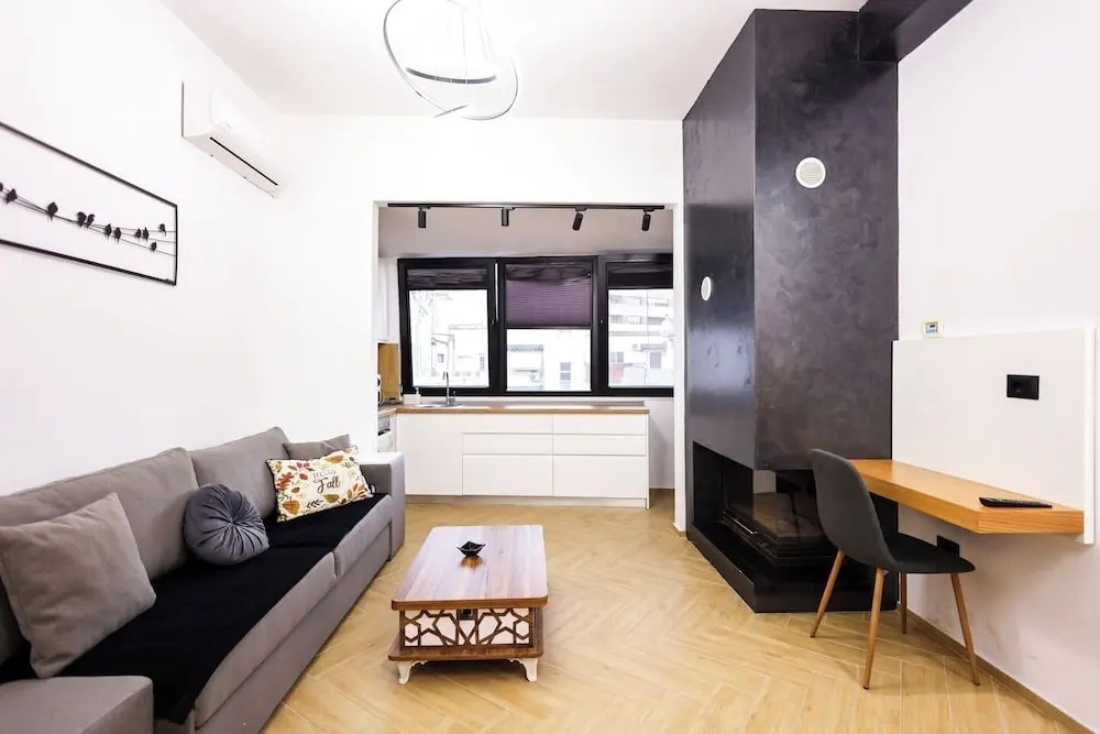 Grandstay Central 105