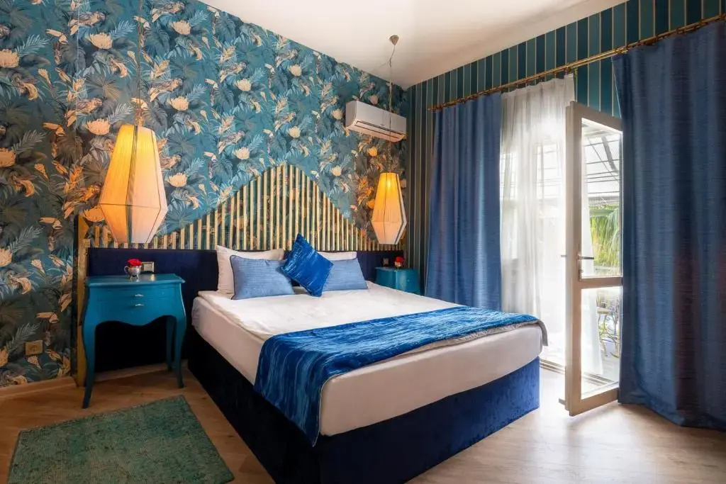Superior Double room with balcony (full double bed)