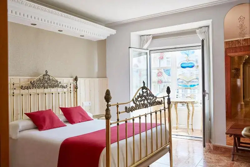 Standard Double room with view (full double bed)