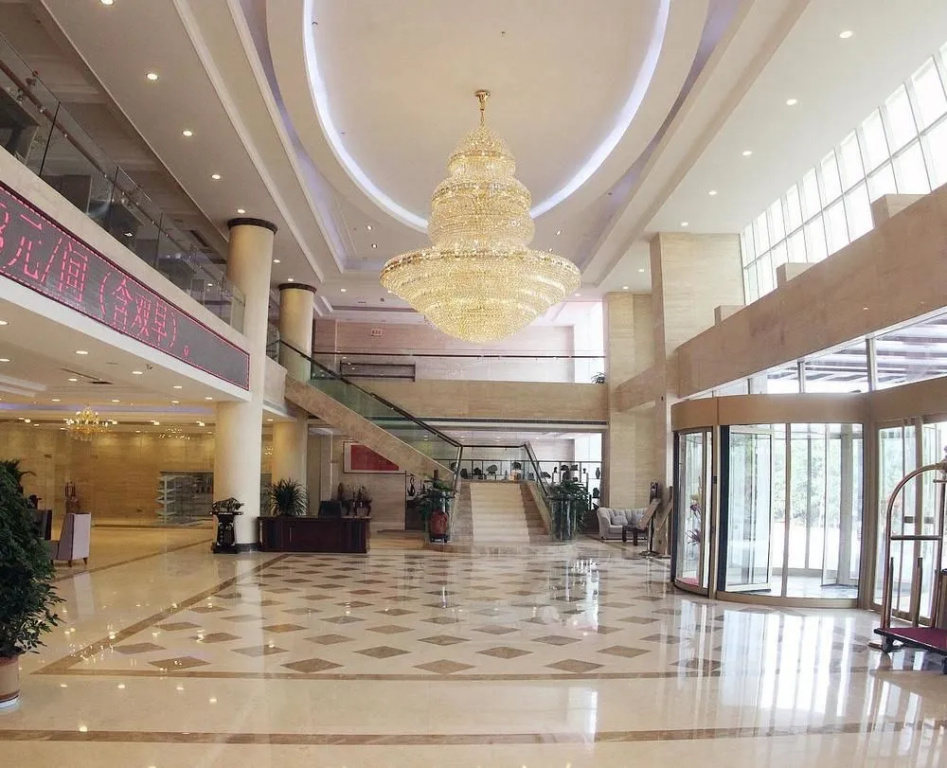 Lobby & Reception