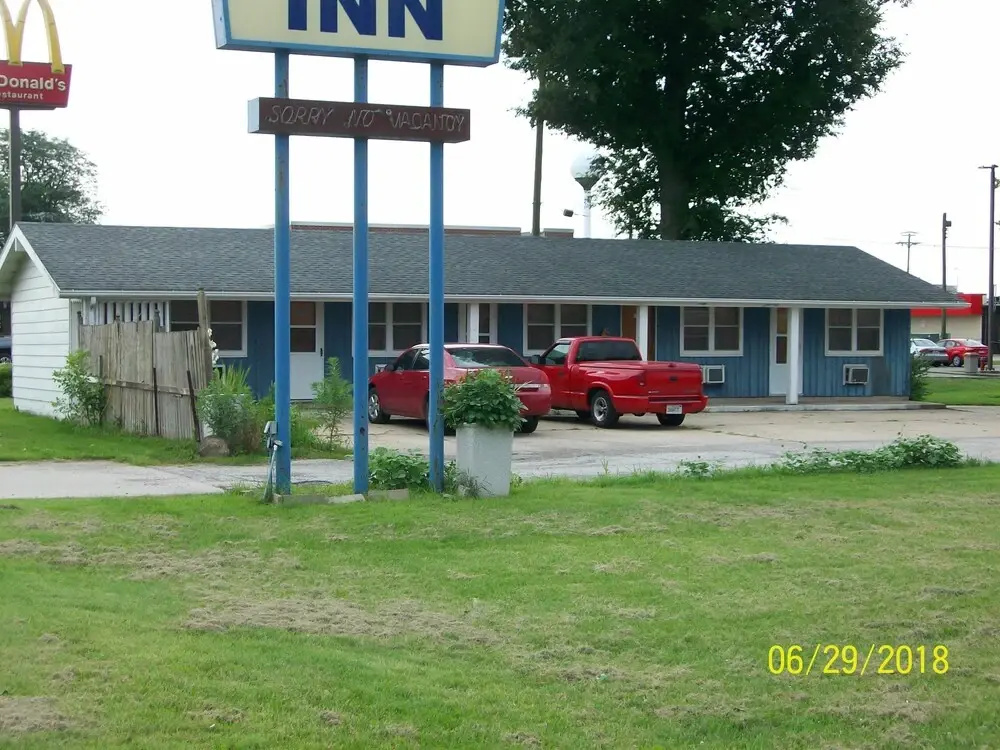 Gibson City Inn