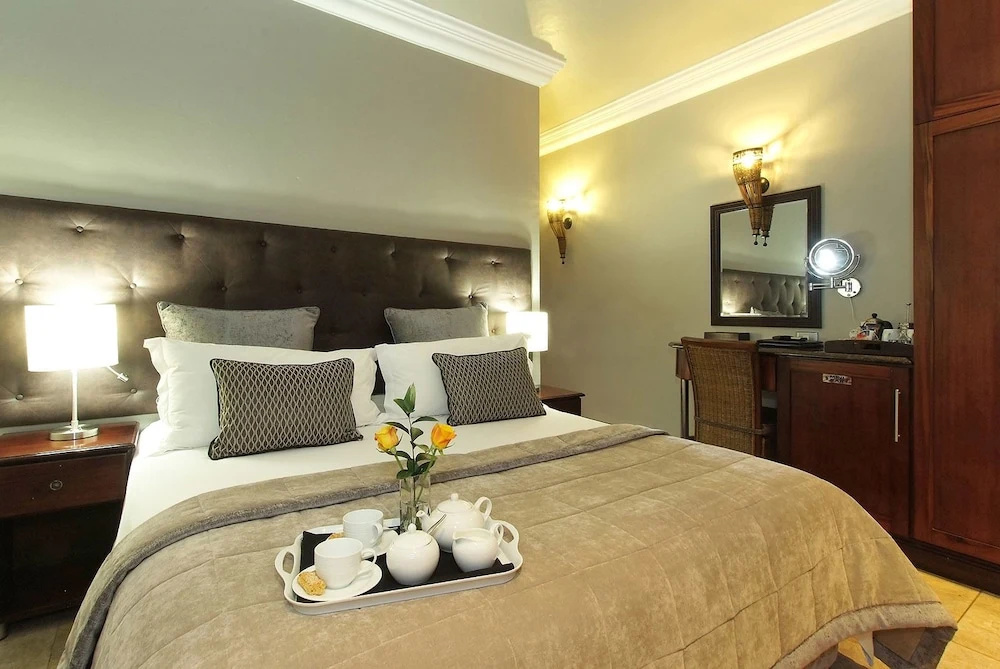uShaka Manor Guest House - 4