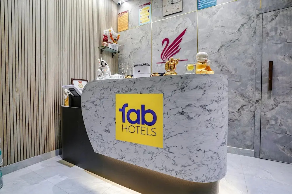 Fabexpress Royal Inn