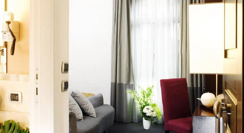 Hotel photo 12