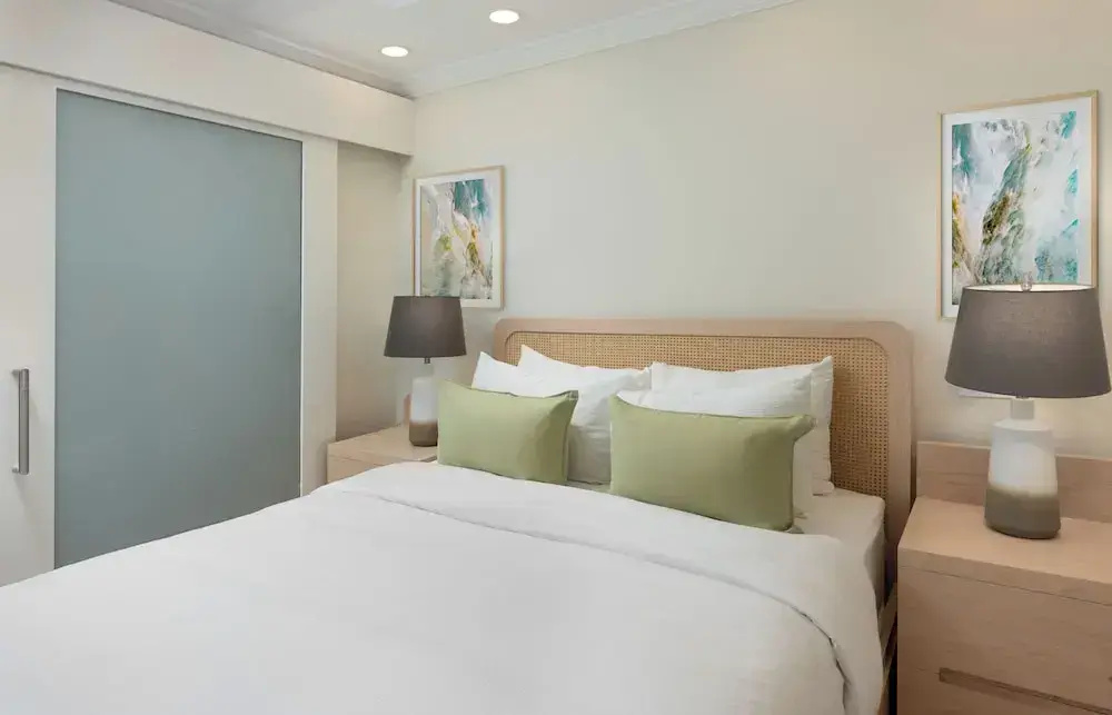 The Crane Resort - Chambres