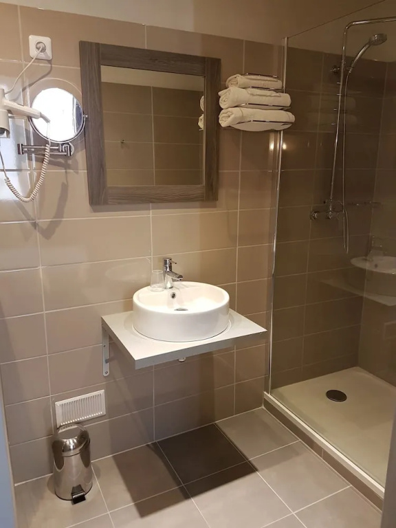 Privilege room