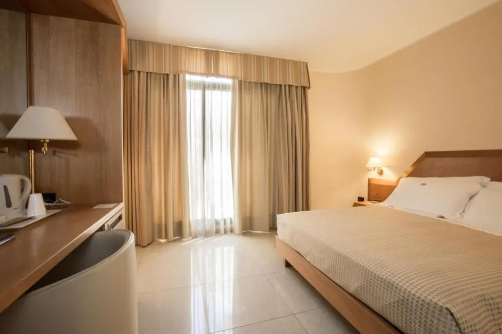 Superior Double room (full double bed)