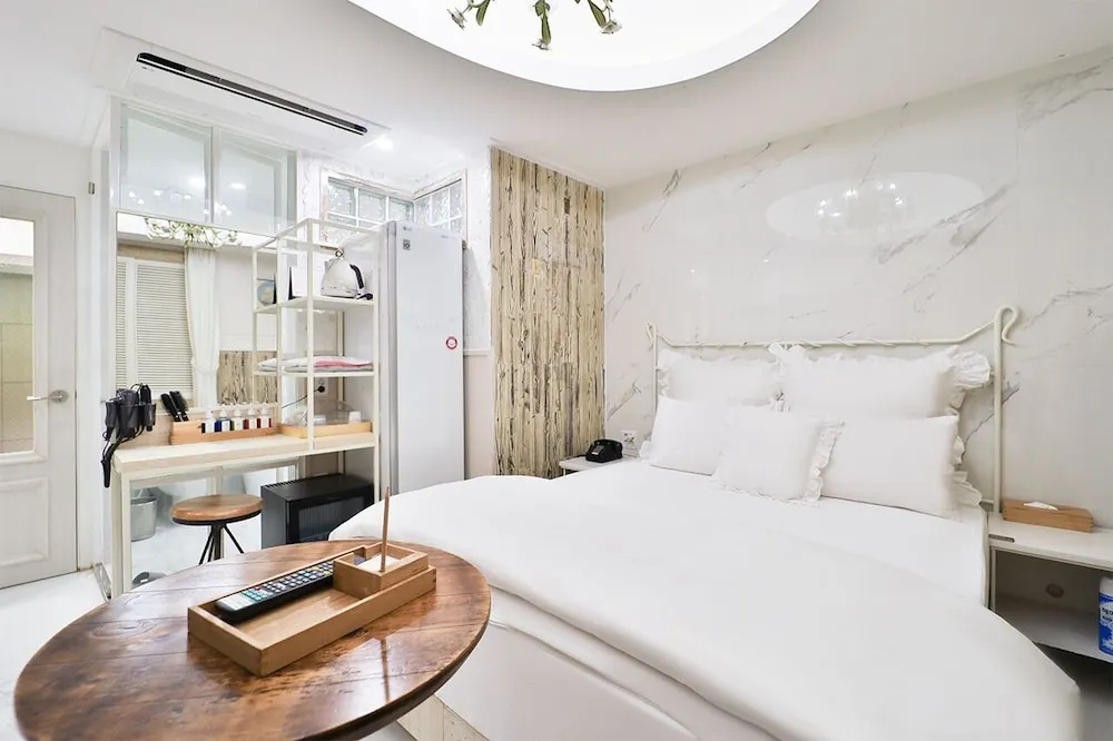 February Hotel Hwanggeum - Chambres