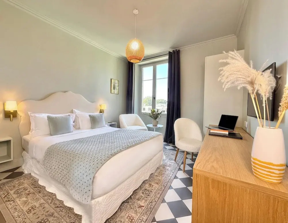 Standard Double room with sea view (full double bed)