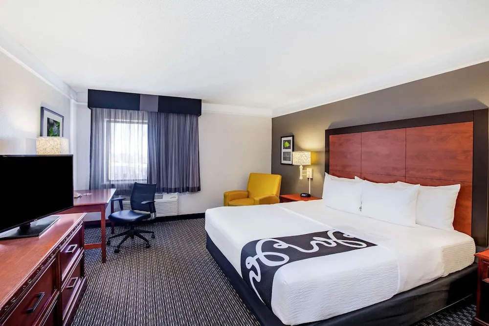 La Quinta Inn & Suites by Wyndham Houston Baytown East - Chambres
