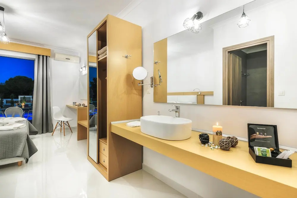 Hotel photo 42