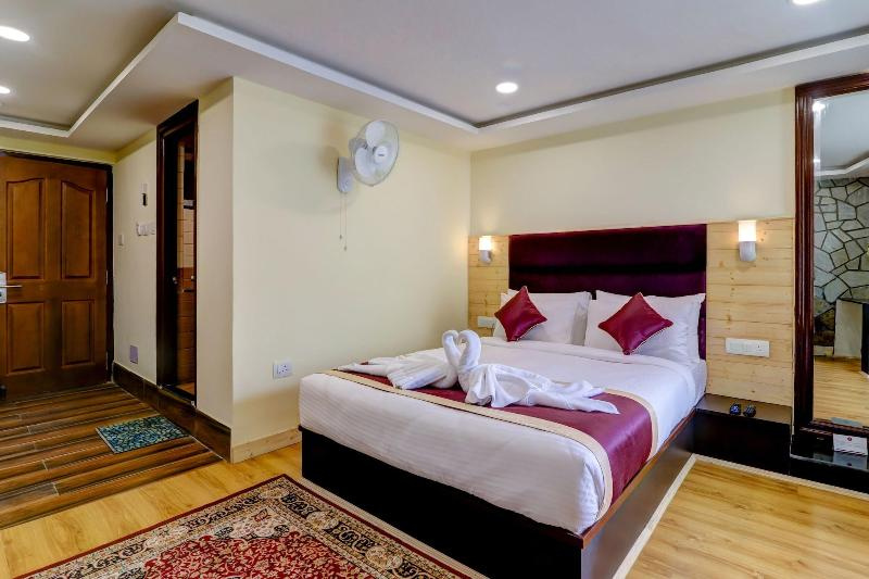 Premium Double room (full double bed)