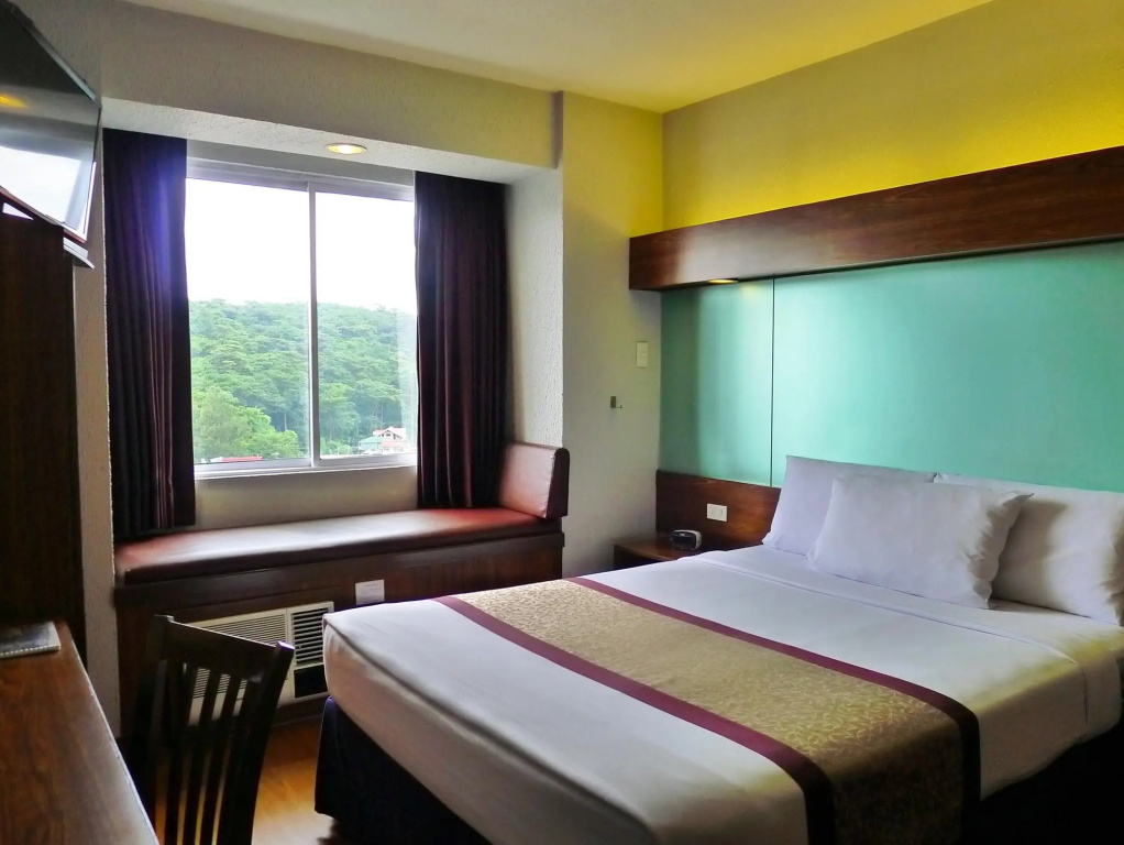 Double Suite (full double bed)