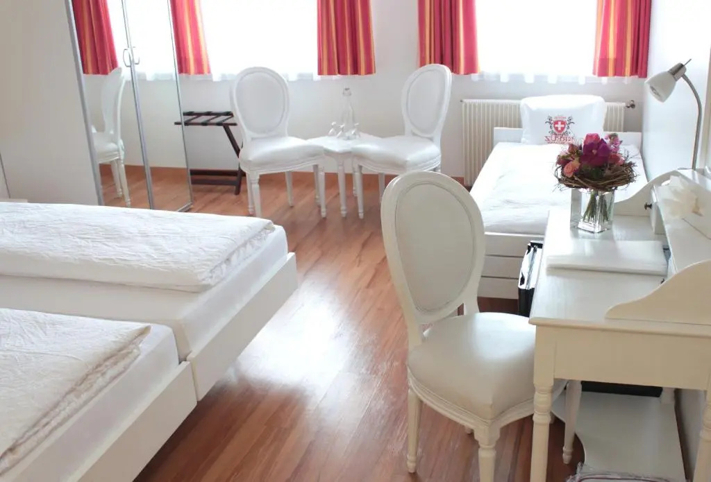 Hotel Weisses Kreuz - Chambres