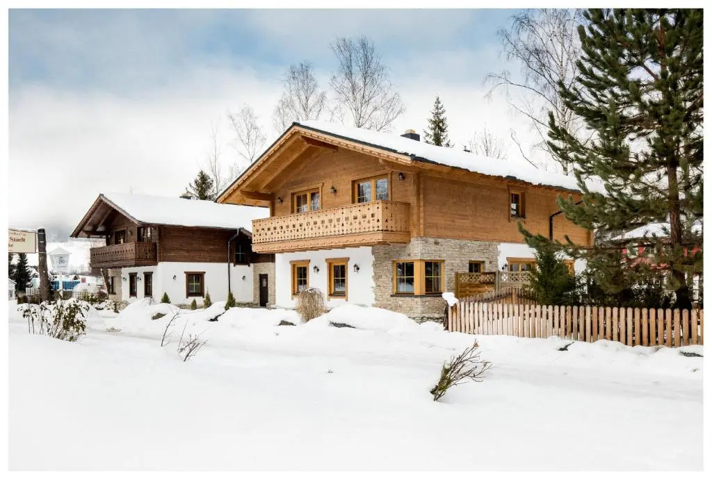 5 Bedrooms Chalet with balcony