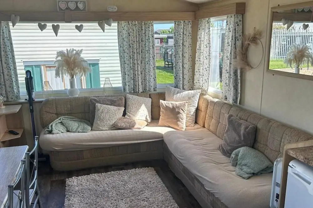 2 Bed - Sleeps 6 - Free Parking - Pets