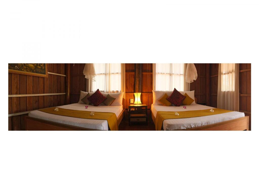 Two Moons Hotel by null