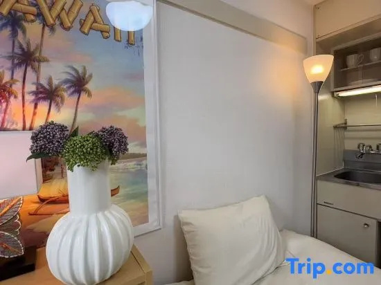 Shinjuku Yotsuya Sanchome Station 7-minute walk Hawaiian Double Bed Charm Room 1R 사진 2