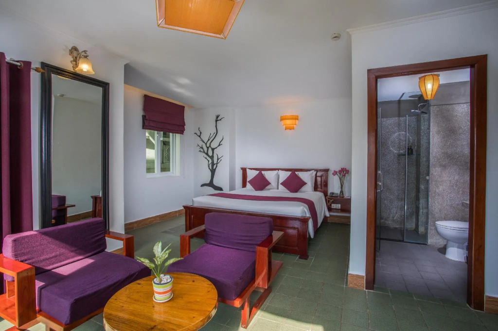 Standard Double room (full double bed)