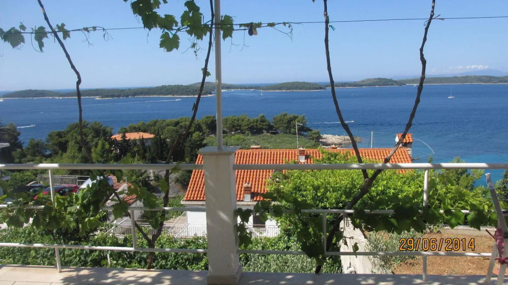 J & B Holiday House - Général