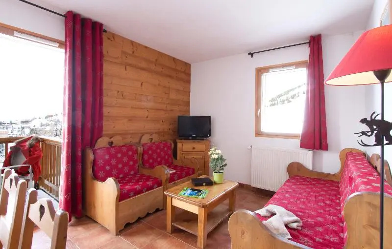 1 Bedroom Quadruple Apartment with balcony