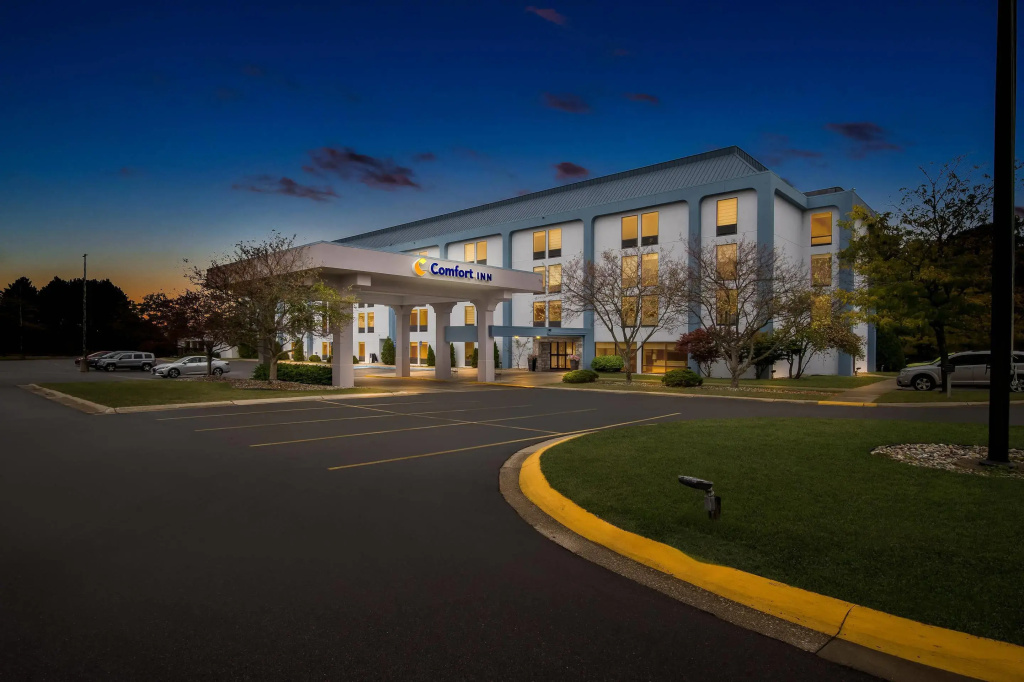 Comfort Inn Cadillac
