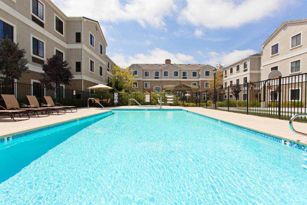 Staybridge Suites Lake Forest by IHG - Général