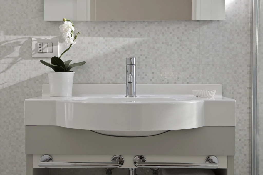 Chiara-Lodge by null