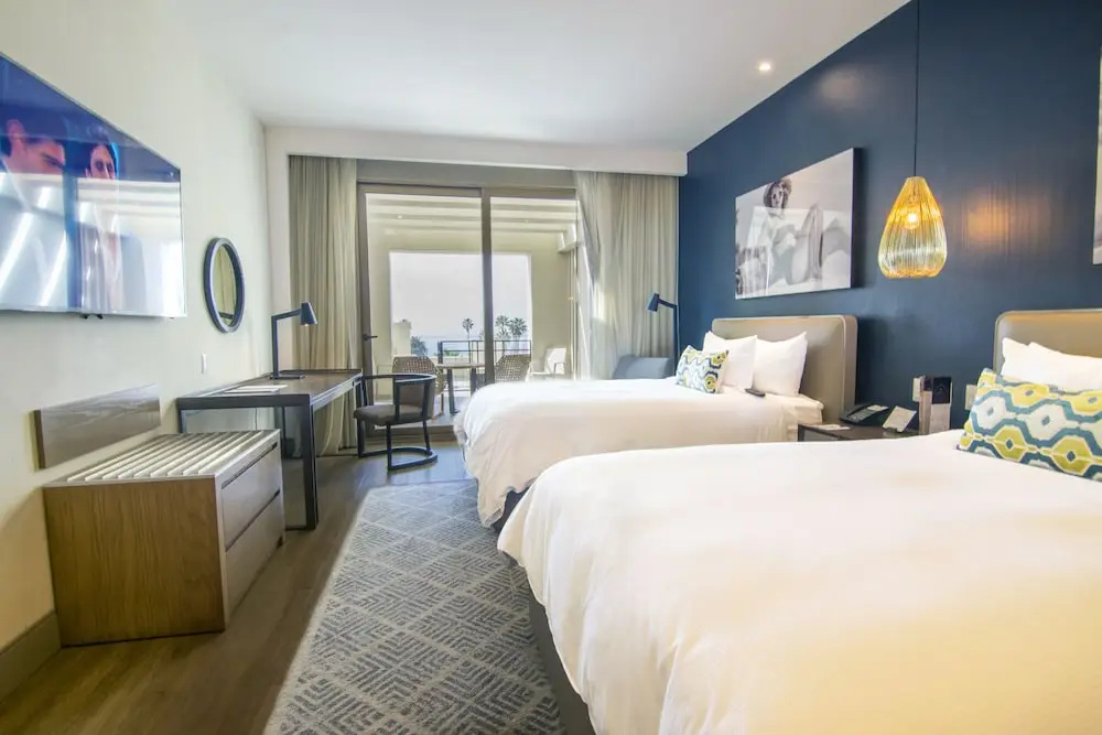 Deluxe Quadruple room with ocean view