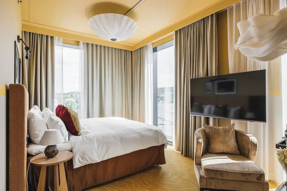 Superior room