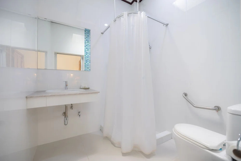 Коттедж Deluxe c 1 комнатой в Bangkok Rama Hotel