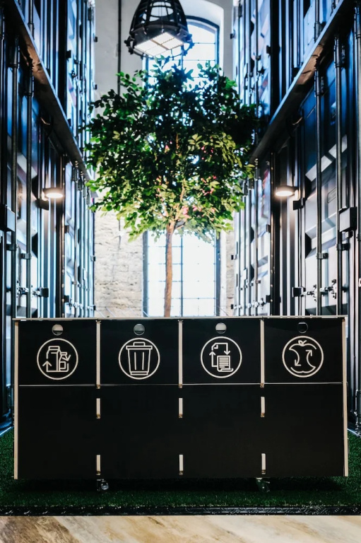 Hektor Container Hotel