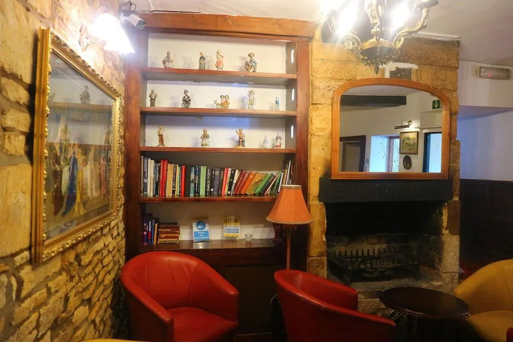 The Crown Hotel - Général