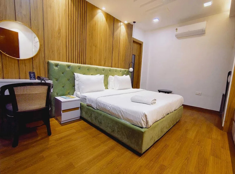 The Hoften Elite Millennium City Gurgaon