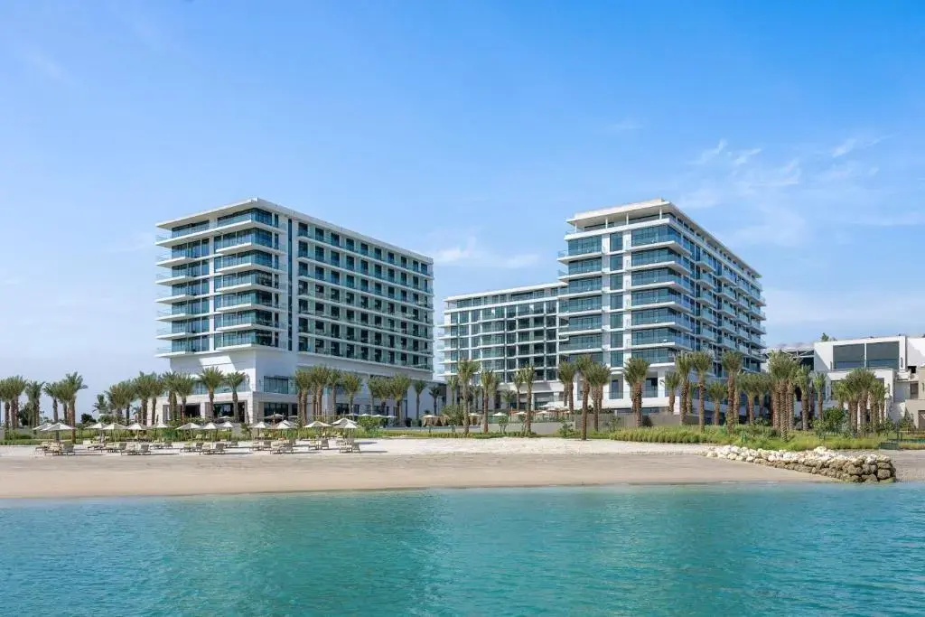 Beach & Waterfront
