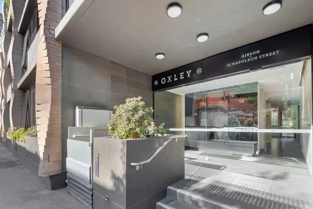Charming 1-bed Apartment With a Balcony
