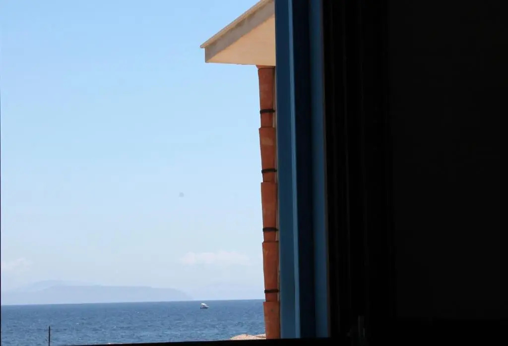 Standard Double room with sea view (full double bed)