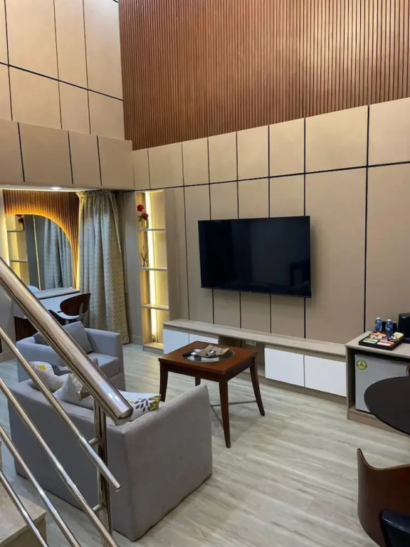 Presidential room