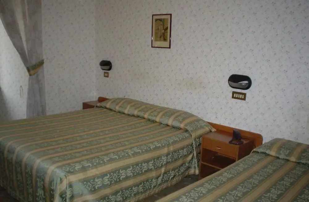 Demetra Capitolina Hotel - Chambres