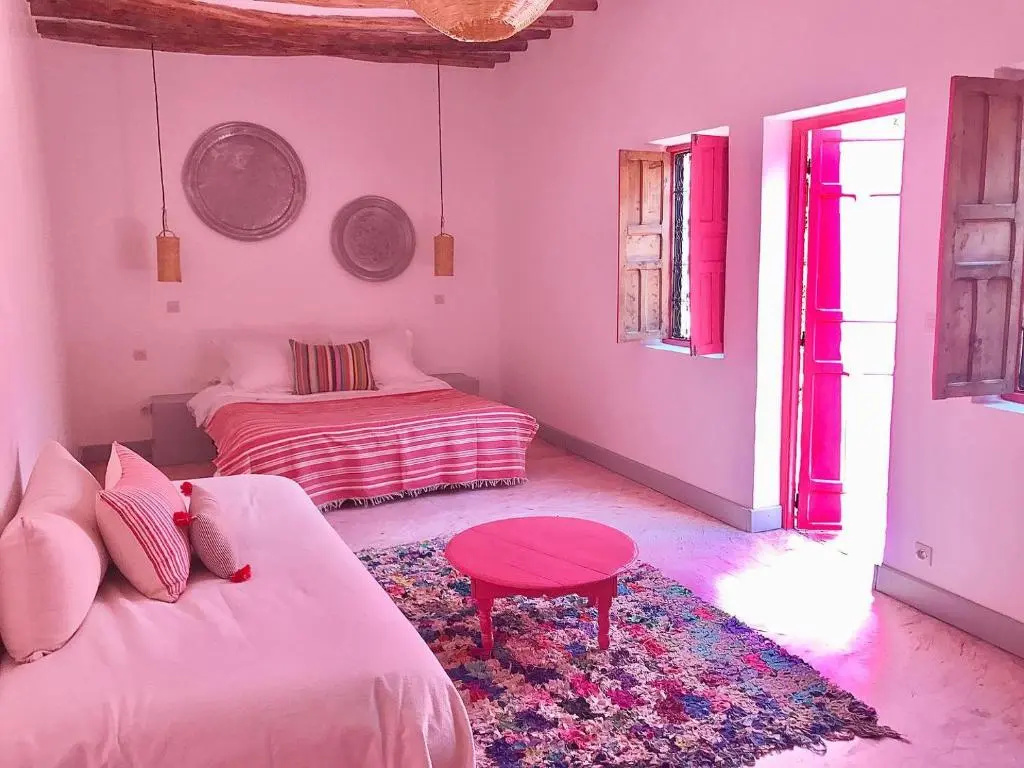 Standard Triple room with garden view