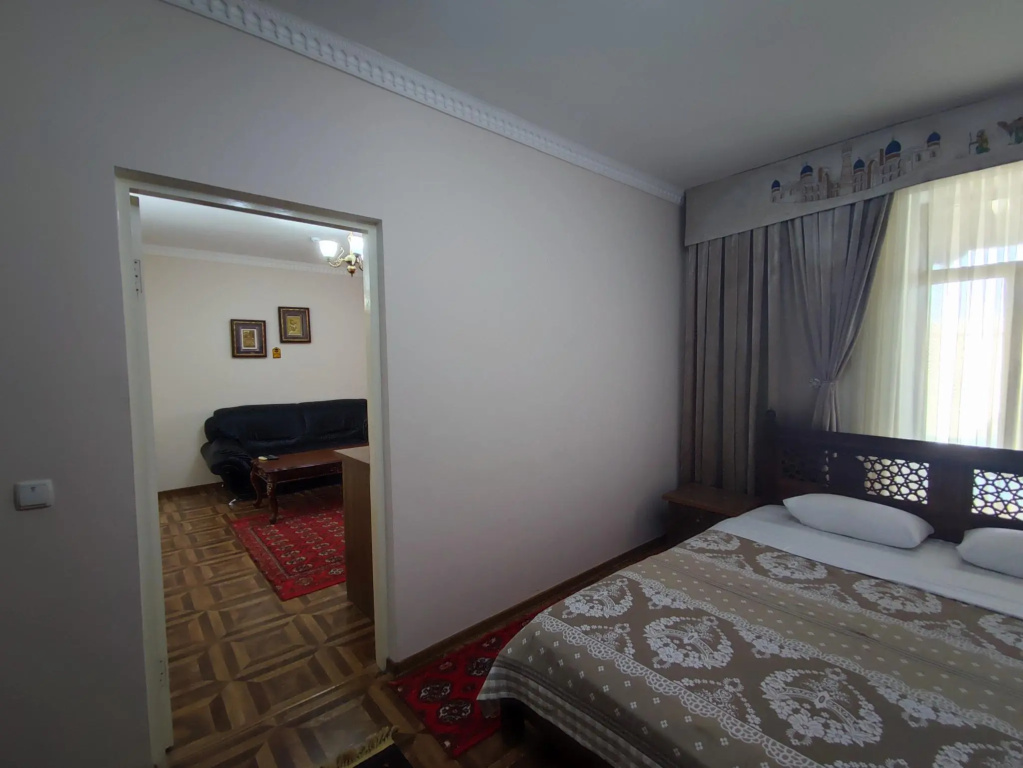 Double Suite (full double bed)