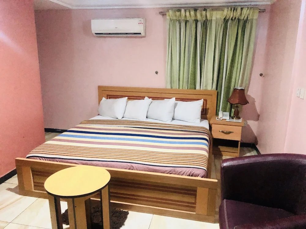Royal room