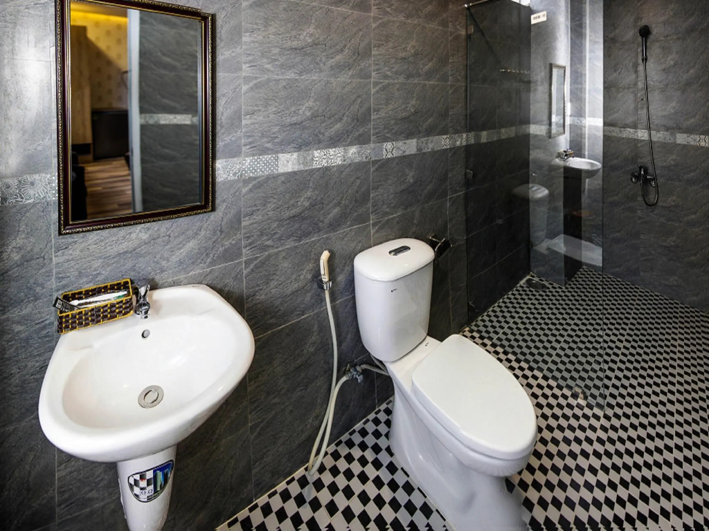 Superior Double room (full double bed)