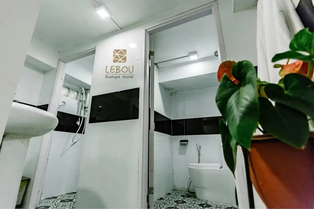 Economy room