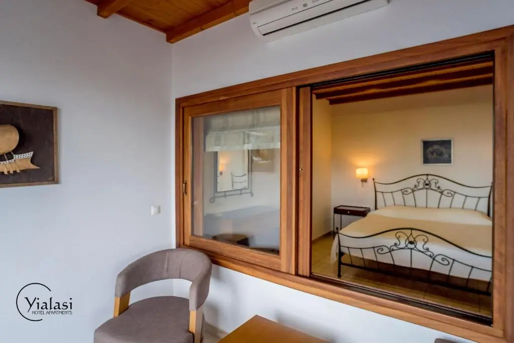 Yialasi - Chambres