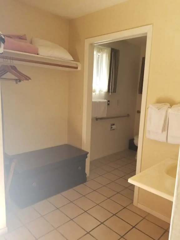 Double Studio (full double bed)